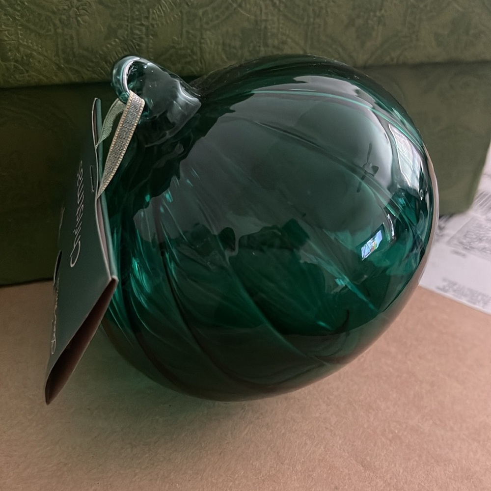Sphere ornament - Picture 2 of 3